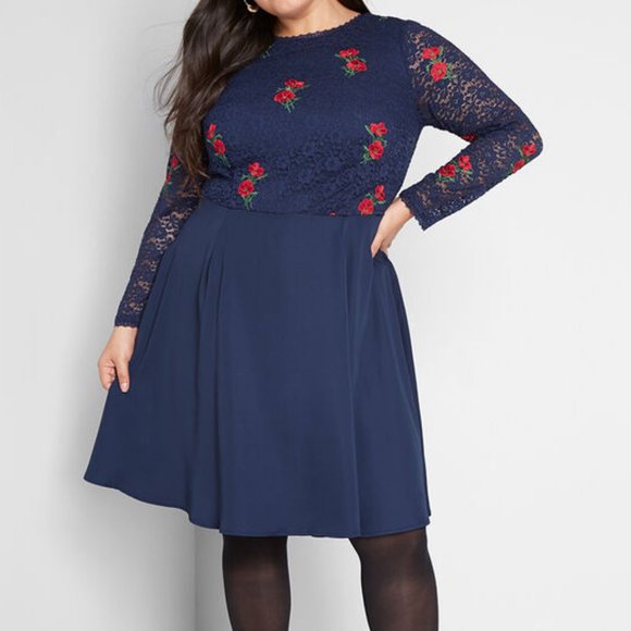 Modcloth Dresses & Skirts - Modcloth Ready to Bloom Embroidered A-Line Dress